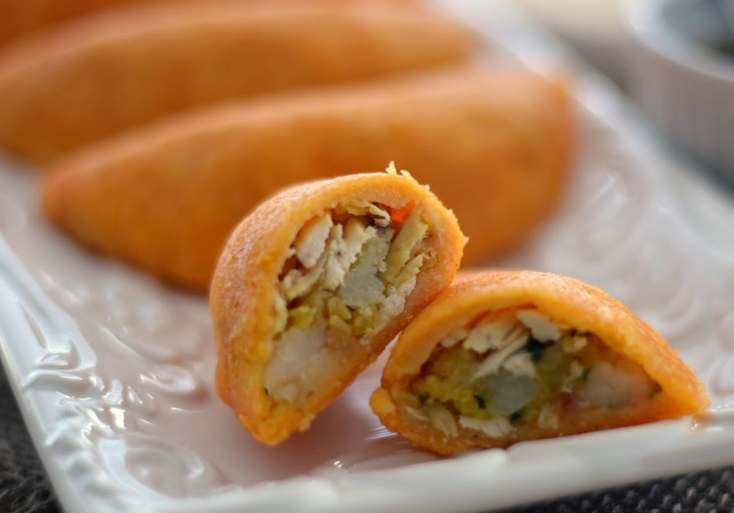CHICKEN EMPANADA