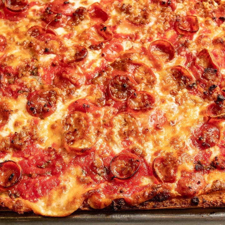 Sm Sausage And Pepperoni