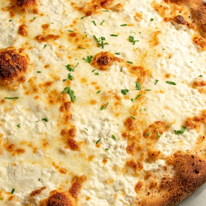 White Cauliflower Pizza