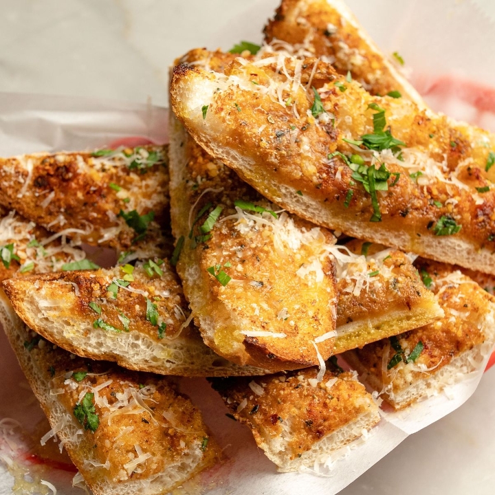 Cheesy Garlic Bread