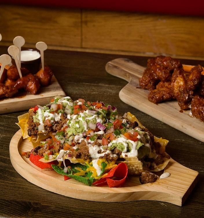 LOADED ANIMAL NACHOS