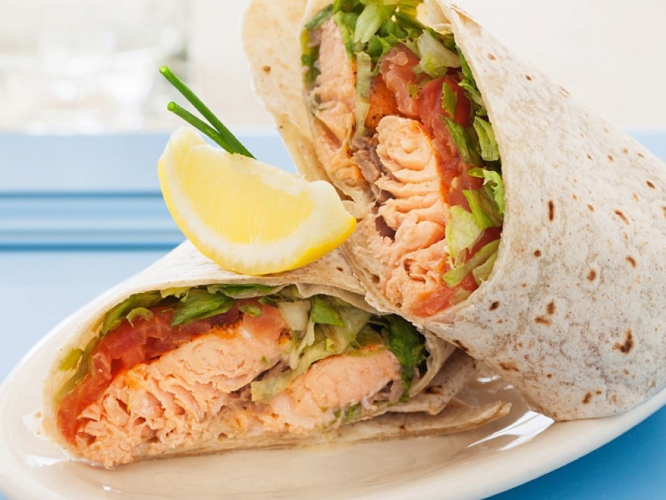 SALMON WRAP