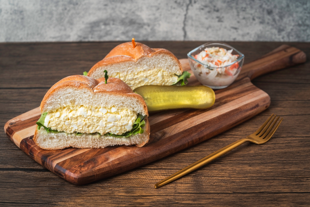 EGG SALAD SANDWICH