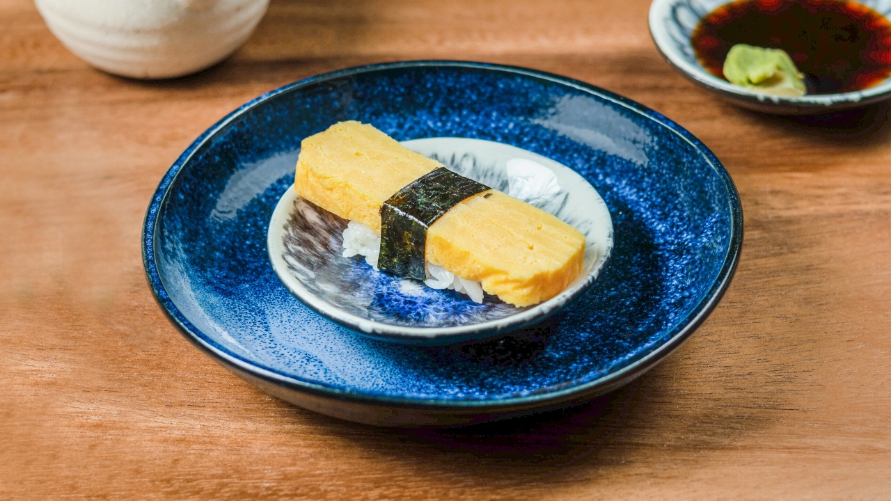 EGG (TAMAGO)