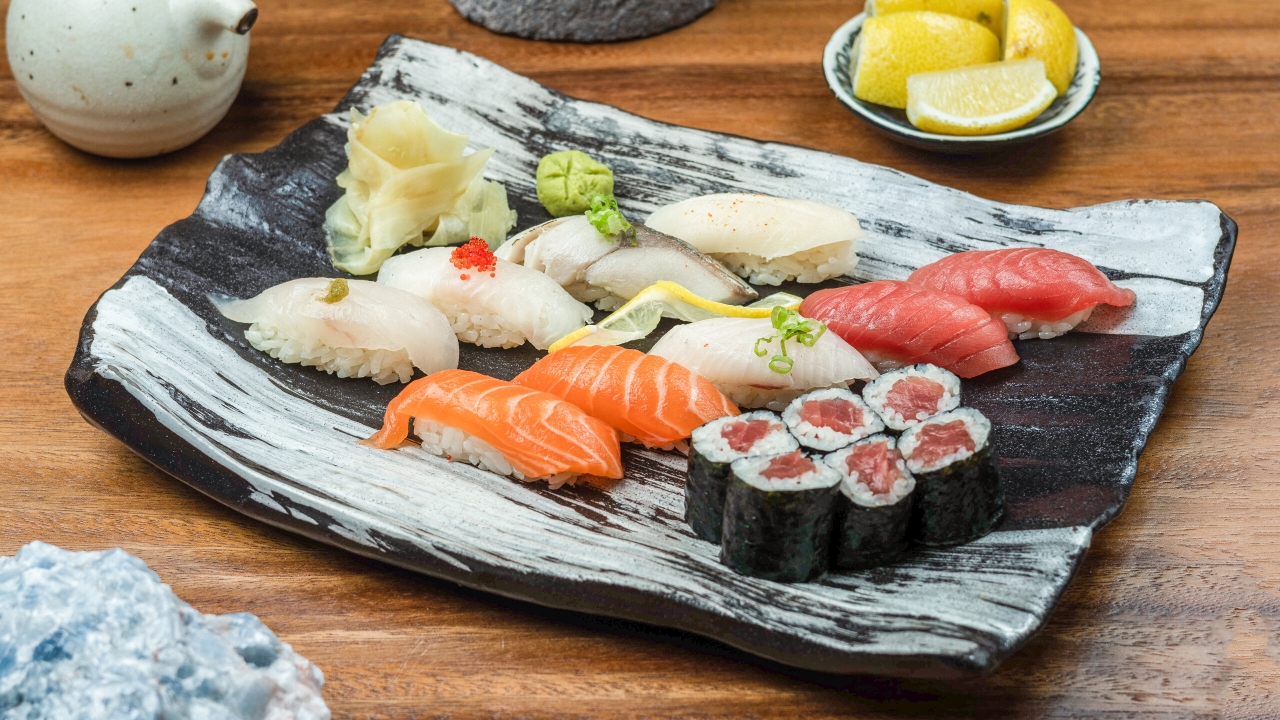 SUSHI DELUXE