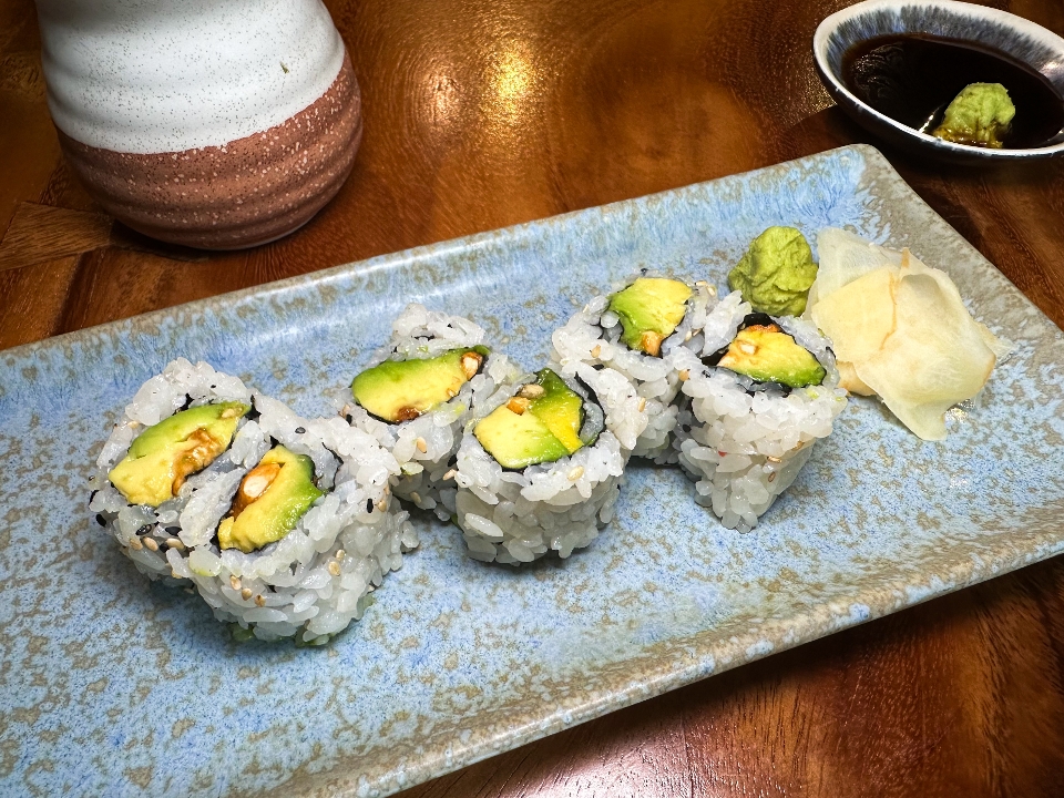 AVOCADO ROLL