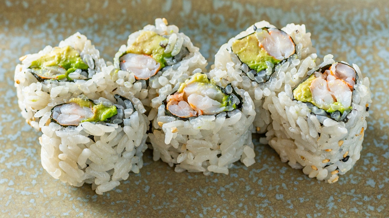 SHRIMP AVOCADO ROLL