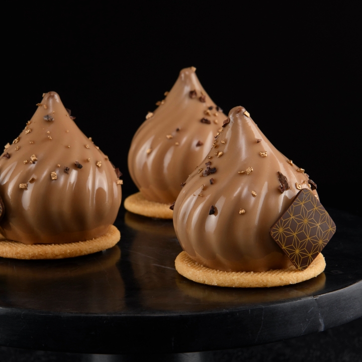 Chocolate Onyx Pastry