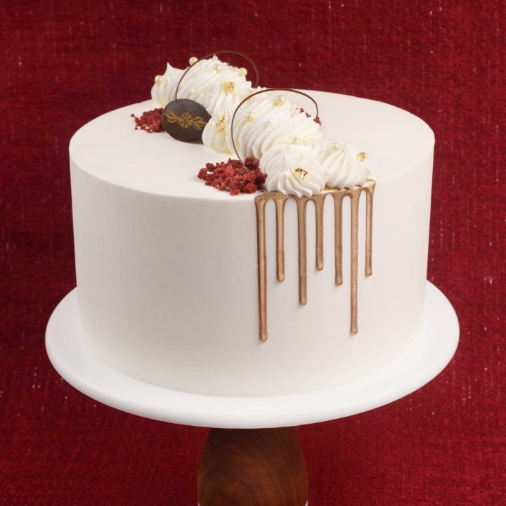 Red Velvet Classic Cake