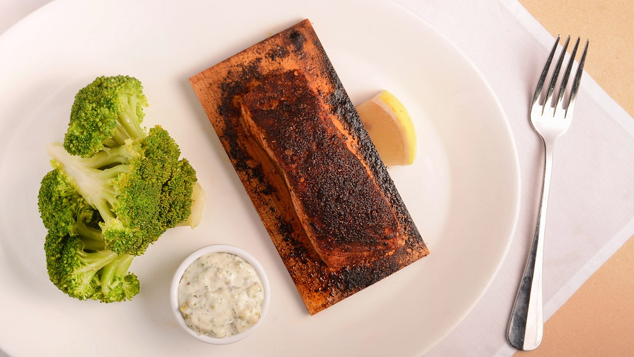 Order Cedar Plank Salmon Dinner food online from Carson's Prime Steaks and Famous Barbecue of Deerfield store, Deerfield on bringmethat.com