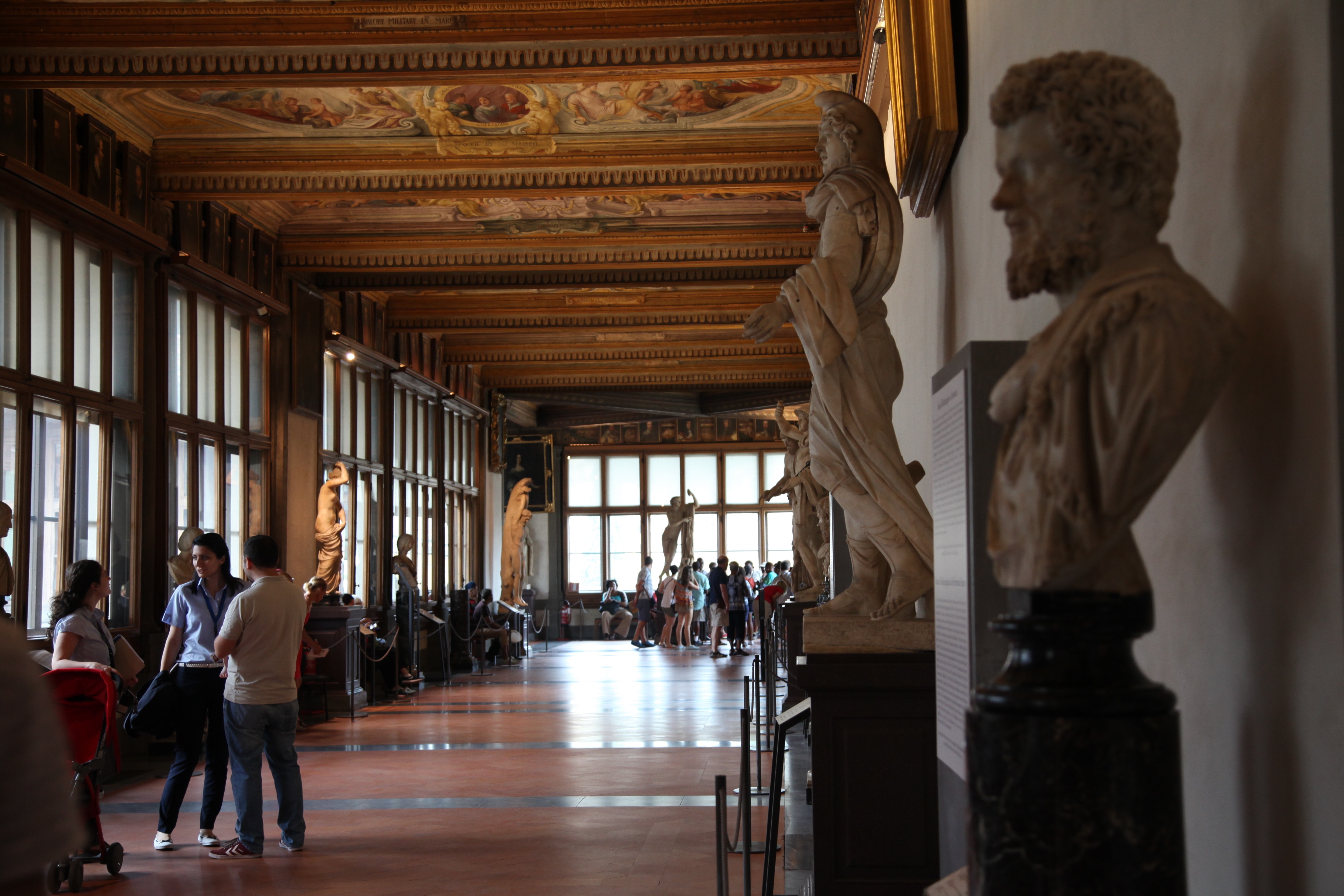 5 quick ways to skip the lines at Uffizi Gallery!