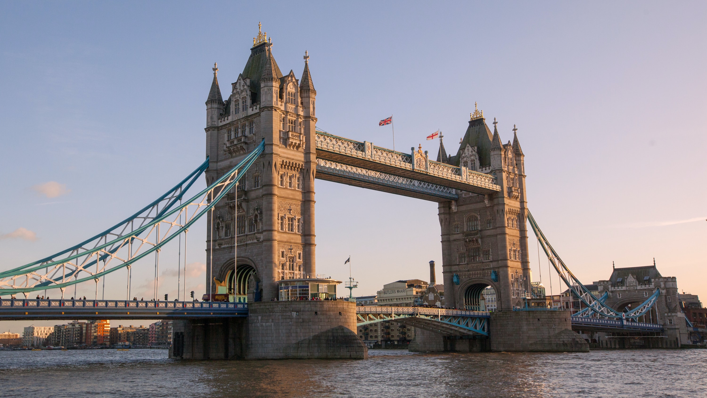 14 Interesting & Fun Facts | Tower Bridge London