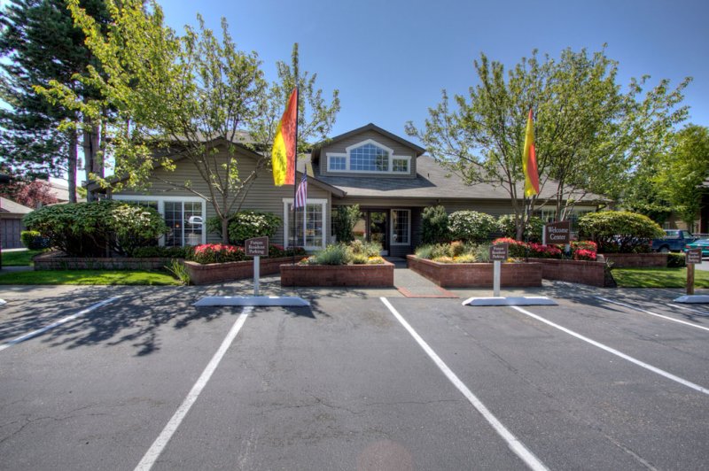 Virtual Tour of 3711 164th ST SW, Lynnwood, Washington 98087