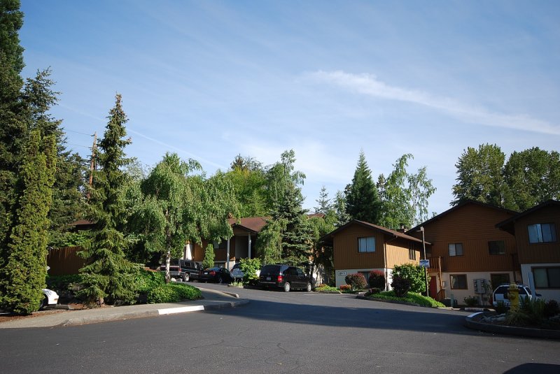 Virtual Tour of 2211 6th Ave, Milton, Washington 98354 Apartment