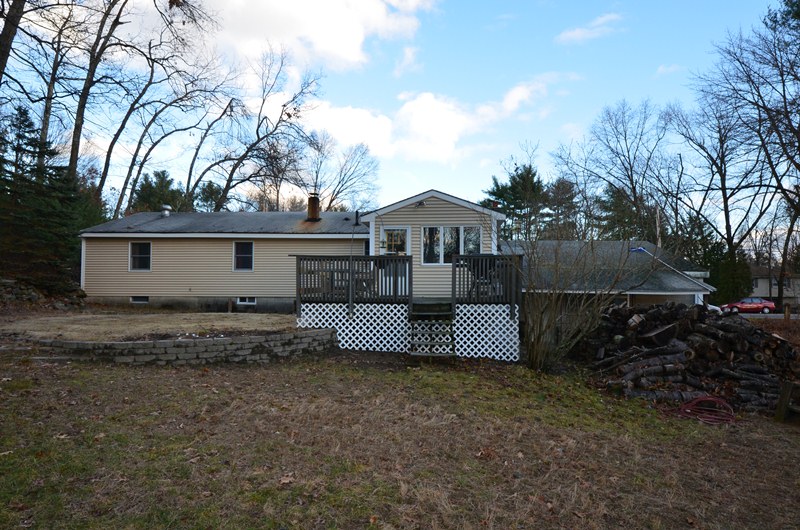 Virtual Tour of 41 Musquash Road, Hudson, New Hampshire 03051 Single Family Home TourVista