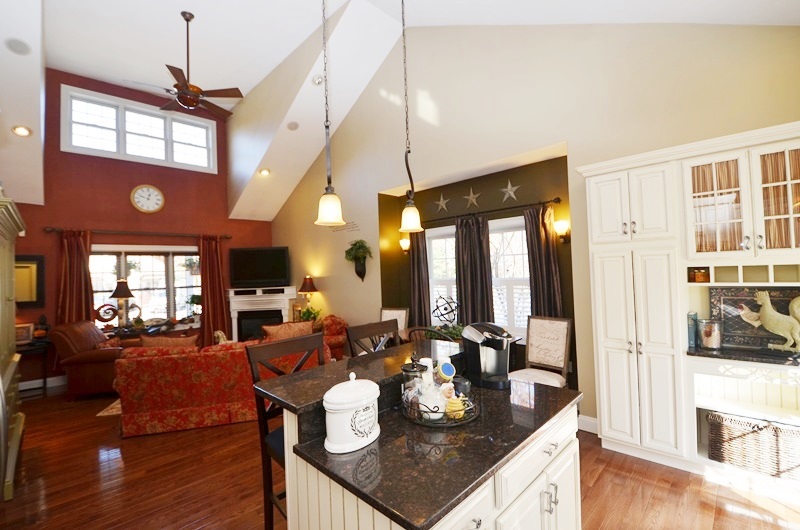 Virtual Tour of 2 Beechwood Ln Unit 2, Rockland, Massachusetts 02370