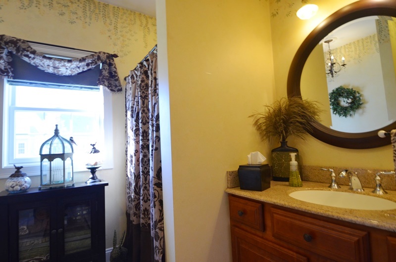 Virtual Tour of 2 Beechwood Ln Unit 2, Rockland, Massachusetts 02370