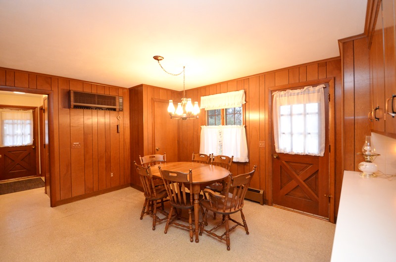 Virtual Tour of 14 Fernwood Drive, Wilbraham, Massachusetts 01095