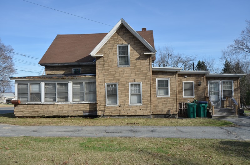 Virtual Tour of 579 South Street, Fitchburg, Massachusetts 01420