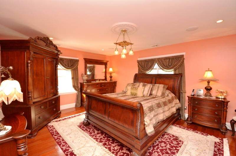 Virtual Tour of 155 Berkley Street, Waltham, Massachusetts 02451