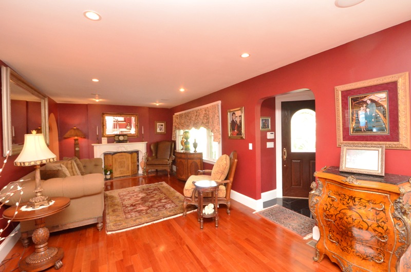 Virtual Tour of 155 Berkley Street, Waltham, Massachusetts 02451