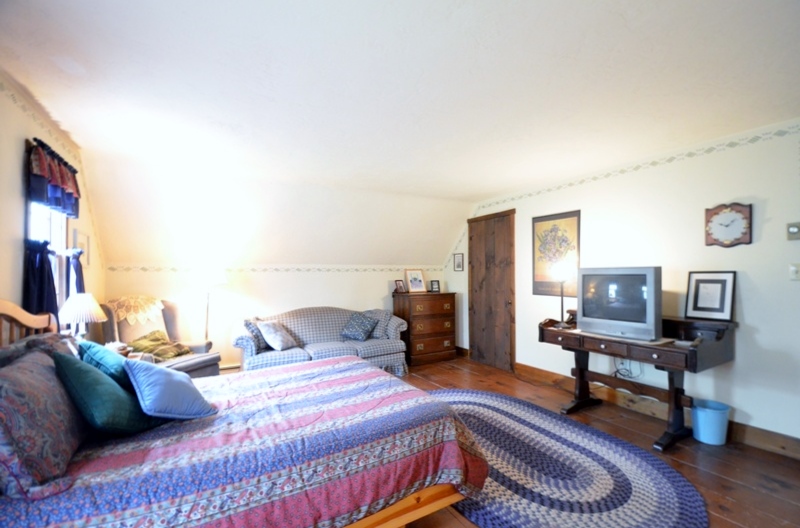 Virtual Tour of 794 New Braintree Road, Oakham, Massachusetts 01068