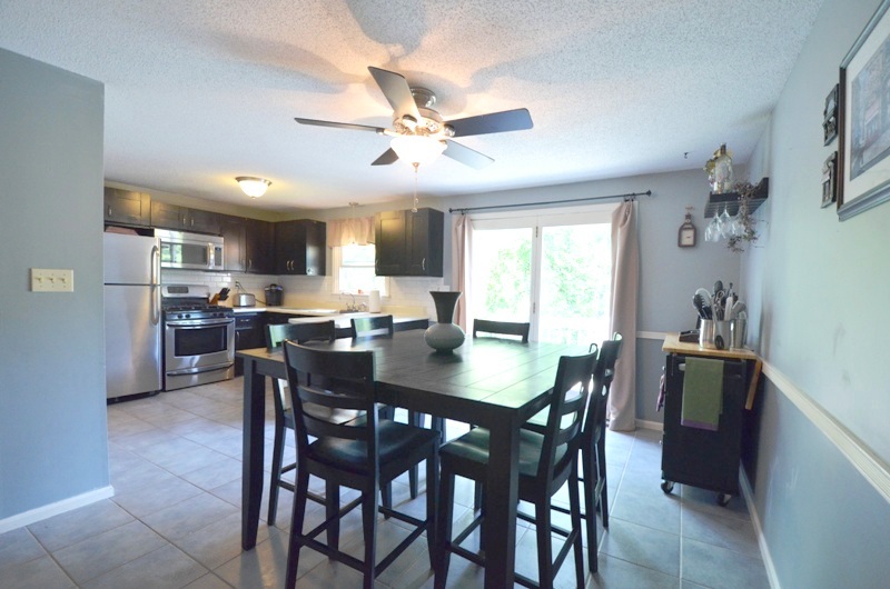 Virtual Tour of 763 Hypine Road, Dracut, Massachusetts 01826 Single Family Home TourVista