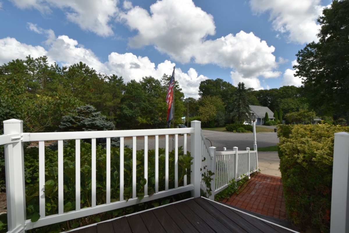 Virtual Tour of 262 Oakland Ave, Miller Place, New York 11764 Single