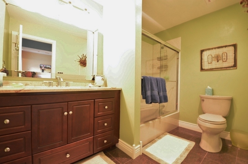 Virtual Tour of 20 Raven Lane Unit 20, Gloucester, Massachusetts