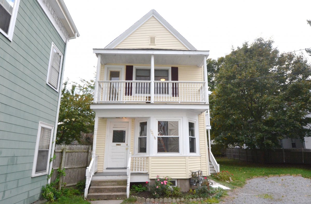 Virtual Tour of 131 1/2 North St Unit 4, Salem, Massachusetts 01970