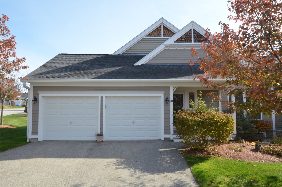 Virtual Tour of 9 Autumn Drive Unit D, Hudson, Massachusetts 01749