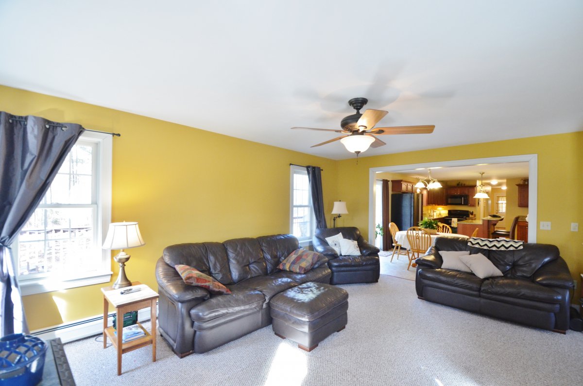 Virtual Tour of 5 Pauls Drive, Spencer, Massachusetts 01562 Single