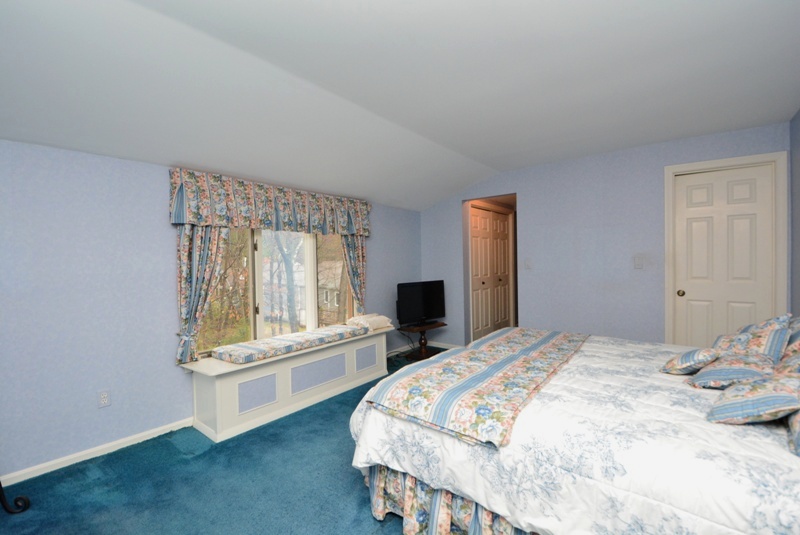 Virtual Tour of 13 Steepletree Lane, Unit 13, Wayland, Massachusetts