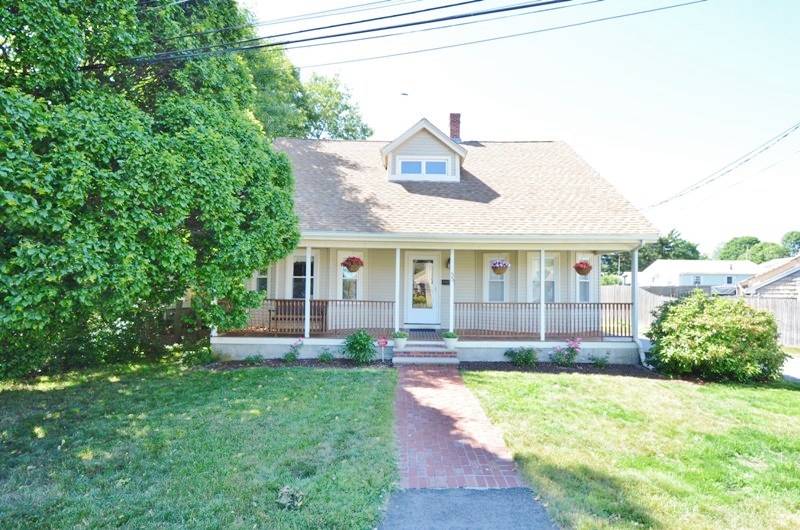 Virtual Tour of 33 Trenton Rd, Dedham, Massachusetts 02026 Single