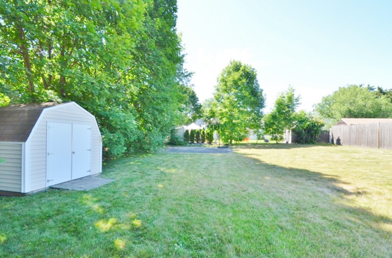 Virtual Tour of 33 Trenton Rd, Dedham, Massachusetts 02026 Single