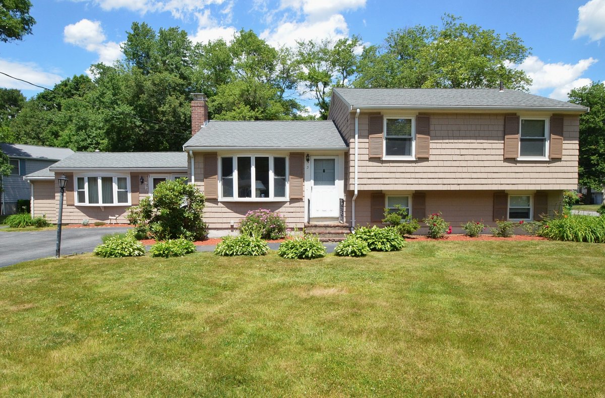 Virtual Tour of 5 Sewall Street, Burlington, Massachusetts 01803