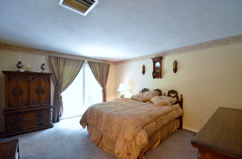 Virtual Tour of 45 Samuel Dr 45, North Grafton, Massachusetts 01536