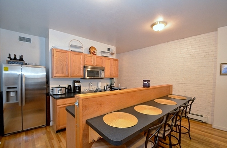 Virtual Tour of 73 Highland St. Unit 2, Roxbury, Massachusetts 02119