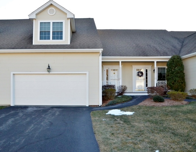 Virtual Tour of 5 Brierly Circle Unit 5, Millbury, Massachusetts