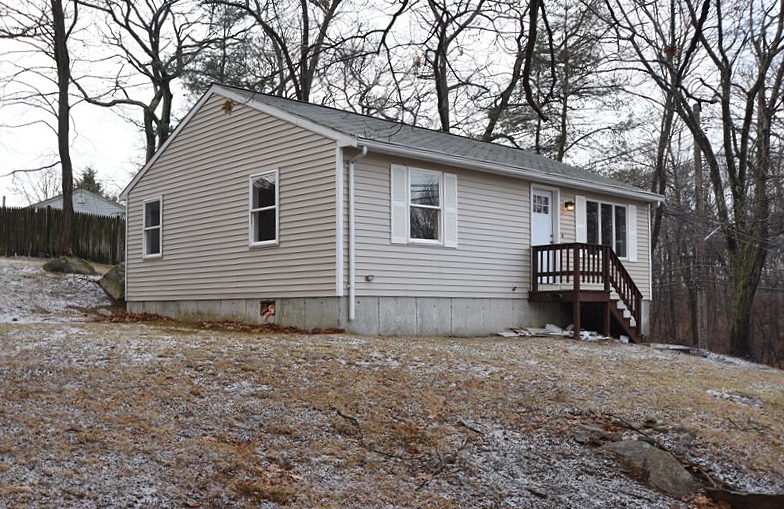 Virtual Tour of 274 Lynnfield Street, Peabody, Massachusetts 01960