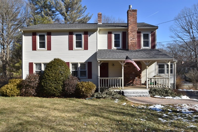 Virtual Tour of 11 Fiske Ave, Upton, Massachusetts 01568 Single Family Home TourVista