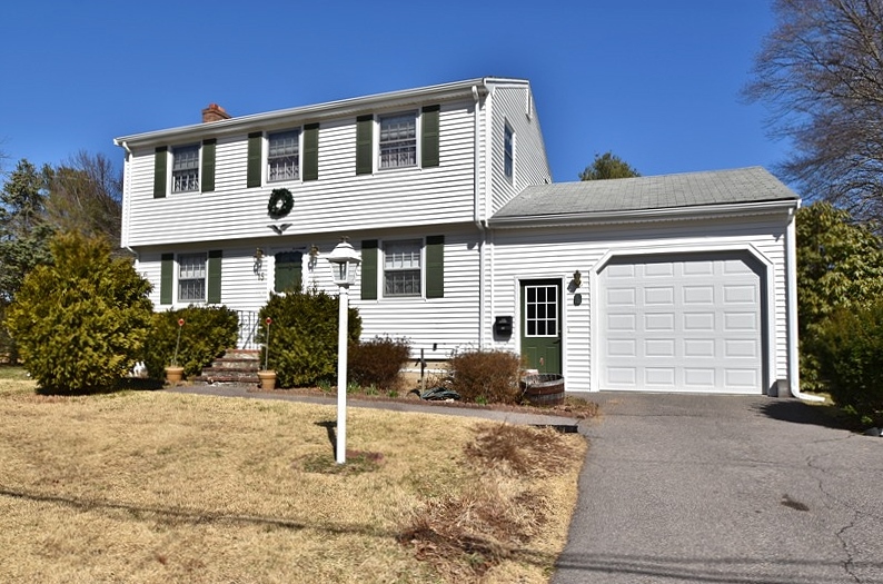 Virtual Tour of 15 Hallowell Rd, Foxboro, Massachusetts 02035 Single