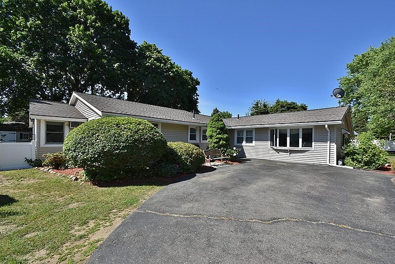 Virtual Tour of 12 Maryvale Lane, Peabody, Massachusetts 01960 Single