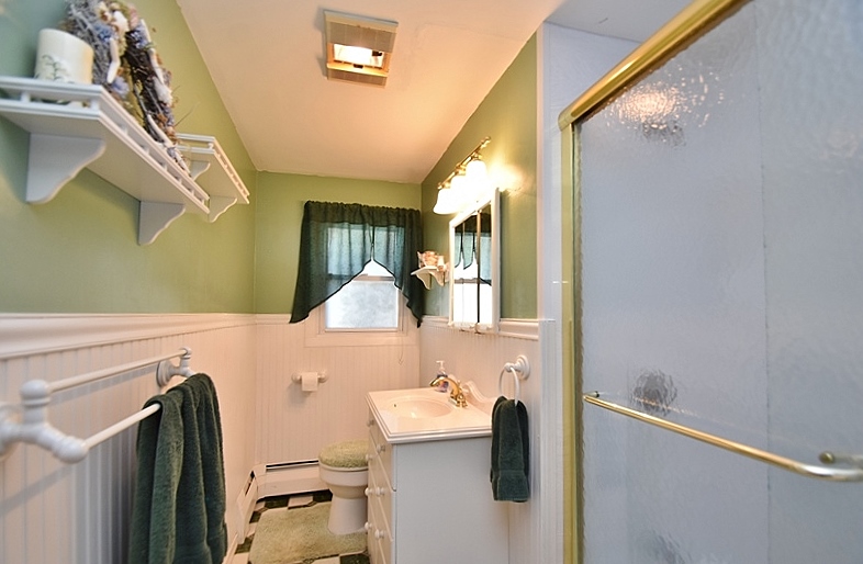 Virtual Tour of 12 Maryvale Lane, Peabody, Massachusetts 01960 Single