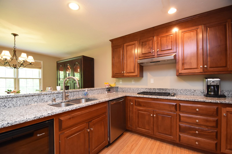 Virtual Tour of 49 Hillview Ln Unit 49, Whitinsville, Massachusetts