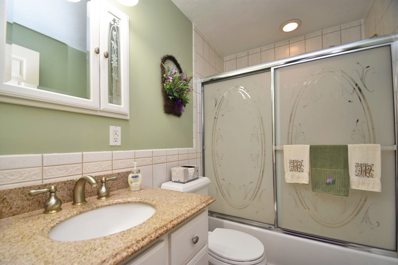 Virtual Tour of 22 Corbin Road, Dudley, Massachusetts 01571 Single