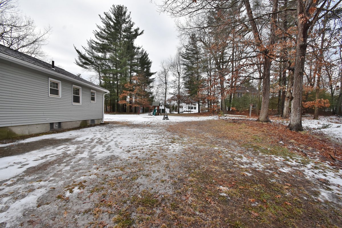 Virtual Tour of 9 Beaverbrook Road, Westford, Massachusetts 01886