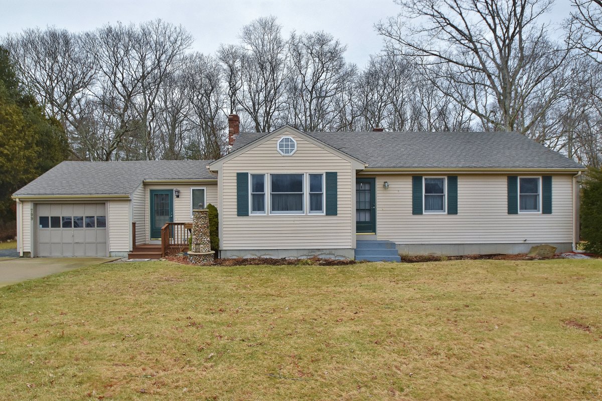 Virtual Tour of 799 Williams Street, North Dighton, Massachusetts 02764