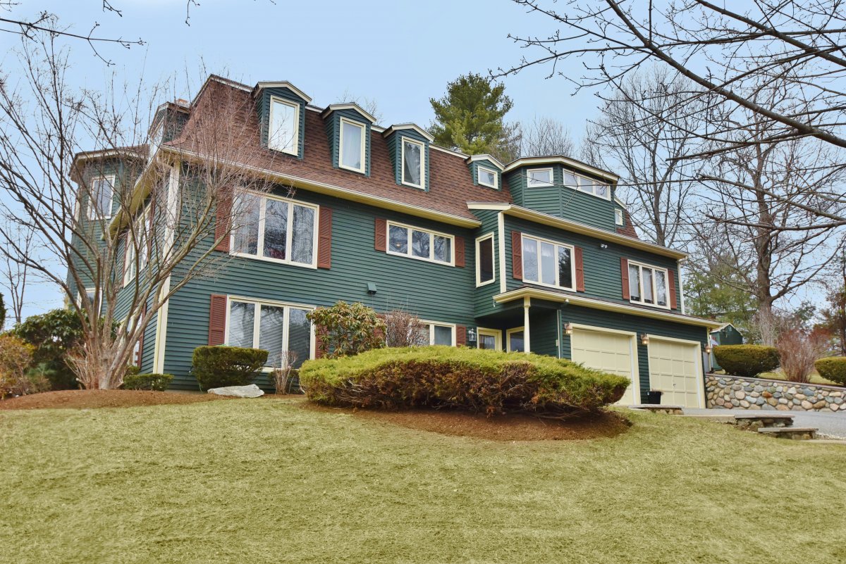 Virtual Tour of 1 Lee Avenue, Burlington, Massachusetts 01803 Single