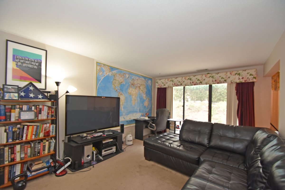 Virtual Tour of 28 Shrewsbury Green Dr Unit D, Shrewsbury